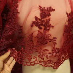 Velo da Sposa in Pizzo Rosso Scialle in Rete Ricamato Mantella da Matrimonio Floreale Accessorio