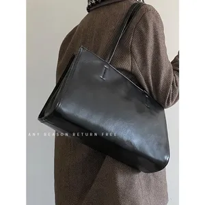 Black large capacity shoulder tote bag stylish casual commuter bag for women daily use new