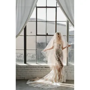 Waltz Style Bridal Veil With Comb Double Layer Medium Long Wedding Veil Tulle Lace Edge Hair Accessories For Bride