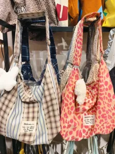 Lässige große Segeltuch Umhängetasche, koreanische trendige Shopper und Crossover Tasche.