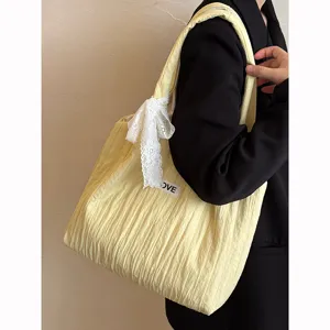 Große lässige Canvas-Tragetasche für Damen, stylische Umhängetasche mit schöner Spitzen-Schleife.