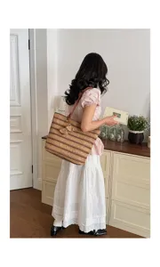 Summer straw woven tote bag for women, large capacity shoulder beach casual handbag 2026.