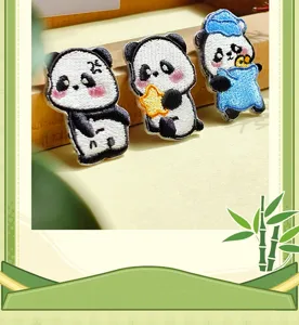 Süße Cartoon Panda Stickerei Aufnäher Set DIY Kleidung Zubehör bügelfreie Abzeichen