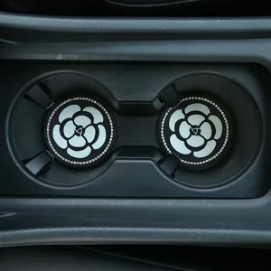Sous-verre de tasse de voiture en cristal Camélia en silicone antidérapant tapis