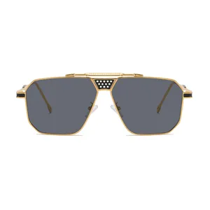 Lunettes de soleil homme de luxe, monture métal polygonale, verres sombres, tendance mode.