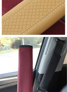 Cuscinetto protettivo per cintura di sicurezza auto in pelle accessorio dettaglio