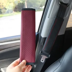 Copertura per Cintura di Sicurezza Auto in Pelle Morbida Imbottitura Protettiva