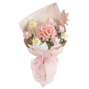 Bouquet de fleurs d'œillet au crochet fait main en fil rose cadeau pour maman romantique