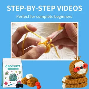 Kit de ganchillo DIY para principiantes con ovillos de lana y adorable muñeco perezoso.