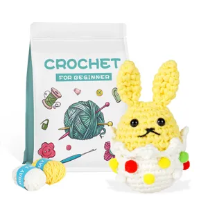 Kit uncinetto Pasqua fai da te per principianti, graziosa bambola coniglio gialla.