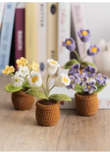 Handmade crochet potted flowers mini knit plants cute desktop car ornament decor