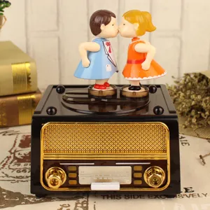 Retro Radio Spieluhr Vintage Aufziehbare Musikbox Mit Kussendem Paar Figur Schmuckaufbewahrung Schublade Valentinstag Geschenk