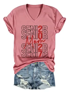 Damen Vintage rosa V-Ausschnitt Kurzarm T-Shirt mit Senior 2027 Mom rotem Glitzer Grafik.