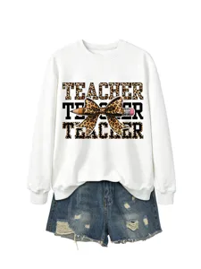 Sudadera con estampado de leopardo de profesor para mujer con shorts de mezclilla casual