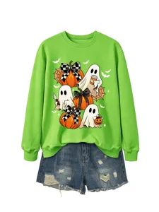 Detaillierte Ansicht des leuchtend grünen Halloween Sweatshirts mit niedlichen Geister Motiven.