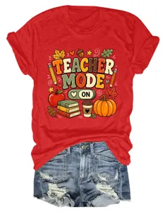 Casual dames rood kort mouw t-shirt met leraar modus print en herfst grafisch ontwerp stijl.