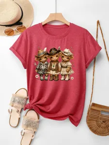 T-shirt da donna a manica corta di colore rosso con simpatica stampa grafica di mucca.