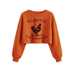 Sudadera corta naranja para mujer con divertido estampado de gallo y letras casual.