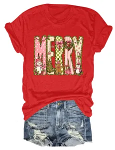Rotes Damen Weihnachtsshirt mit süßem rosa Schneemann und Lebkuchenmann Grafik Design.