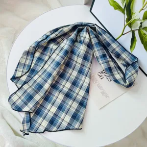 Women's Vintage Plaid Scarf Korean Style Lightweight Soft Chic Neck Scarf Spring Autumn Fashion Neckwear Accessories