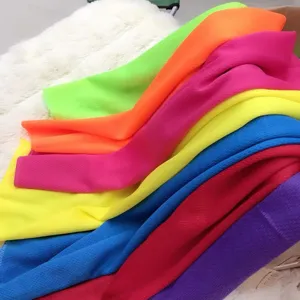 Toalla deportiva refrescante multicolor, tejido transpirable para fitness yoga entrenamiento.