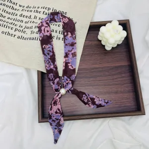 Retro floral beaded scarf necklace for women, fresh artistic long neckerchief accessory.
