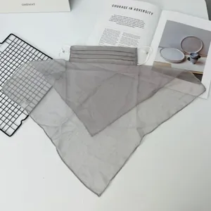 Atmungsaktive Sommer-Sonnenschutz-Gesichtsmaske mit Nackenschutz-Schleier fuer UV-Schutz.