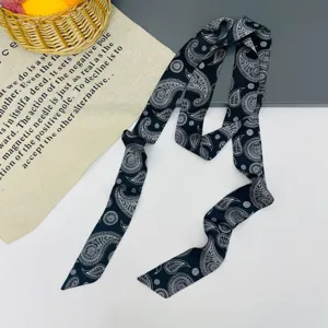 Sciarpa in seta con motivo cachemire nero e bianco nastro lungo foulard versatile accessorio capelli
