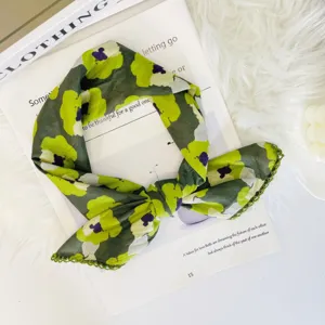 Green floral silk scarf, soft breathable neckerchief with delicate lace edge for women spring.