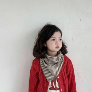 Detailed view of kids striped triangular bib scarf, soft cotton fabric, cozy baby neck warmer