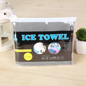 Serviette rafraîchissante de sport avec sac, absorbante et séchage rapide pour fitness.