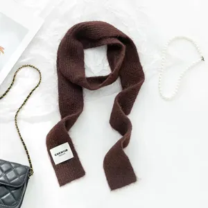 Koreanischer Stil vielseitiger schmaler Strickschal fuer Damen, warmer Mode Halswaermer.
