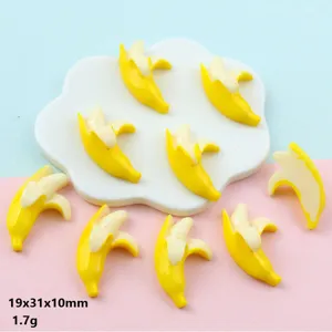 Graziosi cabochon in resina banana mezza sbucciata, ciondoli frutta gialla 19x31mm per gioielli.