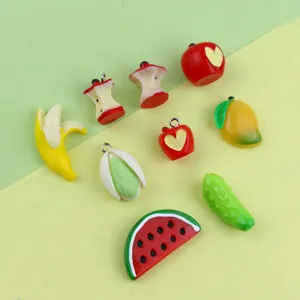 Simpatici Ciondoli in Resina di Frutta Misto Fragola Banana Mela Avocado Anguria Fai da Te Gioielli Artigianato
