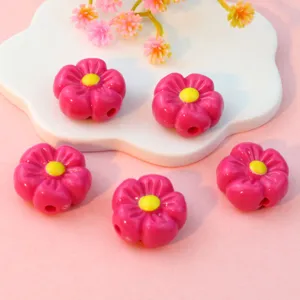 Pink acrylic flower loose beads DIY jewelry accessories for mobile phone chain detail view