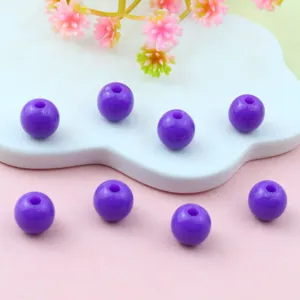 Purple acrylic round beads detail view, ideal for DIY jewelry crafting and spacer application.