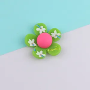 Acrylic flower patch charm for DIY hairpin bag decoration, green and pink floral design.