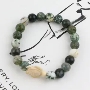 Natural stone green beaded stretch bracelet with a cute turtle charm for women, fashion jewelry.