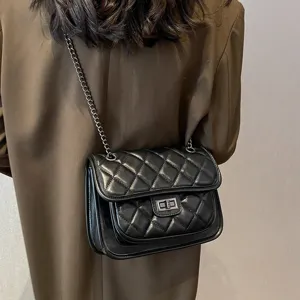 Women's Quilted Chain Shoulder Bag PU Leather Crossbody Bag Commuting Fashion Flap Square Handbag With Metal Lock