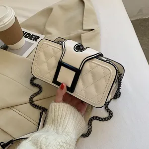Fashion quilted women shoulder bag autumn winter trendy chic chain crossbody bag main view