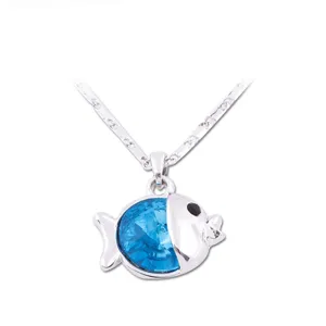 Fresh Cute Little Fish Alloy Necklace With Sparkling Crystal Rhinestone Pendant Dainty Fashion Jewelry Gift For Women