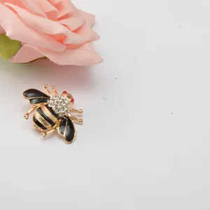 cute bee rhinestone brooch crystal insect pin fashion jewelry clothing accessory detail