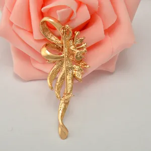 Vintage gold-tone ribbon rhinestone brooch elegant corsage pin for women clothing accessory