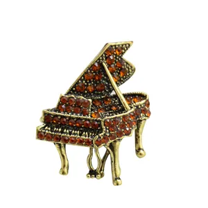 Vintage Alloy Piano Brooch Rhinestone Musical Instrument Pin Fashion Suit Jacket Accessories Jewelry For Women Men