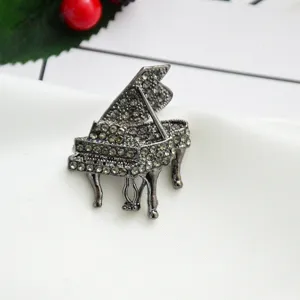 Elegant rhinestone piano brooch alloy crystal musical instrument pin for women apparel decoration