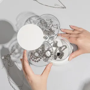 Scatola portaoggetti per gioielli rotante in acrilico trasparente organizzatore cosmetico.