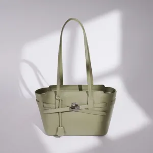 Bolso Tote de Gran Capacidad para Mujer de Cuero Genuino Bolso de Hombro Casual Commuter Simple Color Sólido Bolso de Mano con Cerradura de Metal