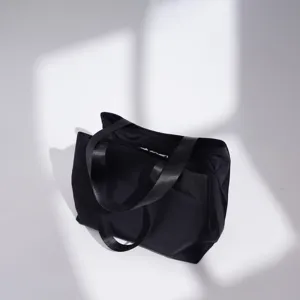 Minimalist Large Capacity Nylon Tote Bag For Women Men Casual Solid Color Travel Shoulder Handbag Commuting Shopping Bag