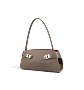 Graue Leder Schultertasche Pendler Mode minimalistisch stilvoll elegant Handtasche Damen