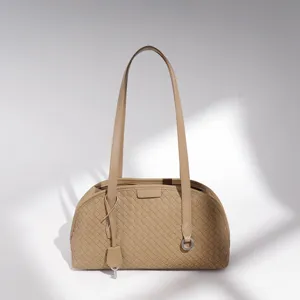 2026 Nuevo Bolso Boston Commuting Gran Capacidad Bolso de Hombro Bolso Tejido Mujer Casual Cuero Genuino Bajo el Brazo
